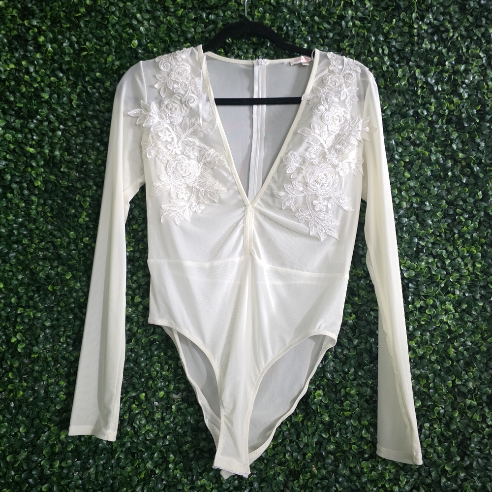Luxxel Women's Elegant Cream Lace Bodysuit Size L